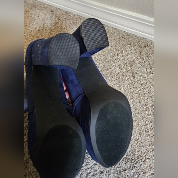 JUSTFAB  Adele Chain Detail Platform Pump - nice blue - Picture 2 of 6